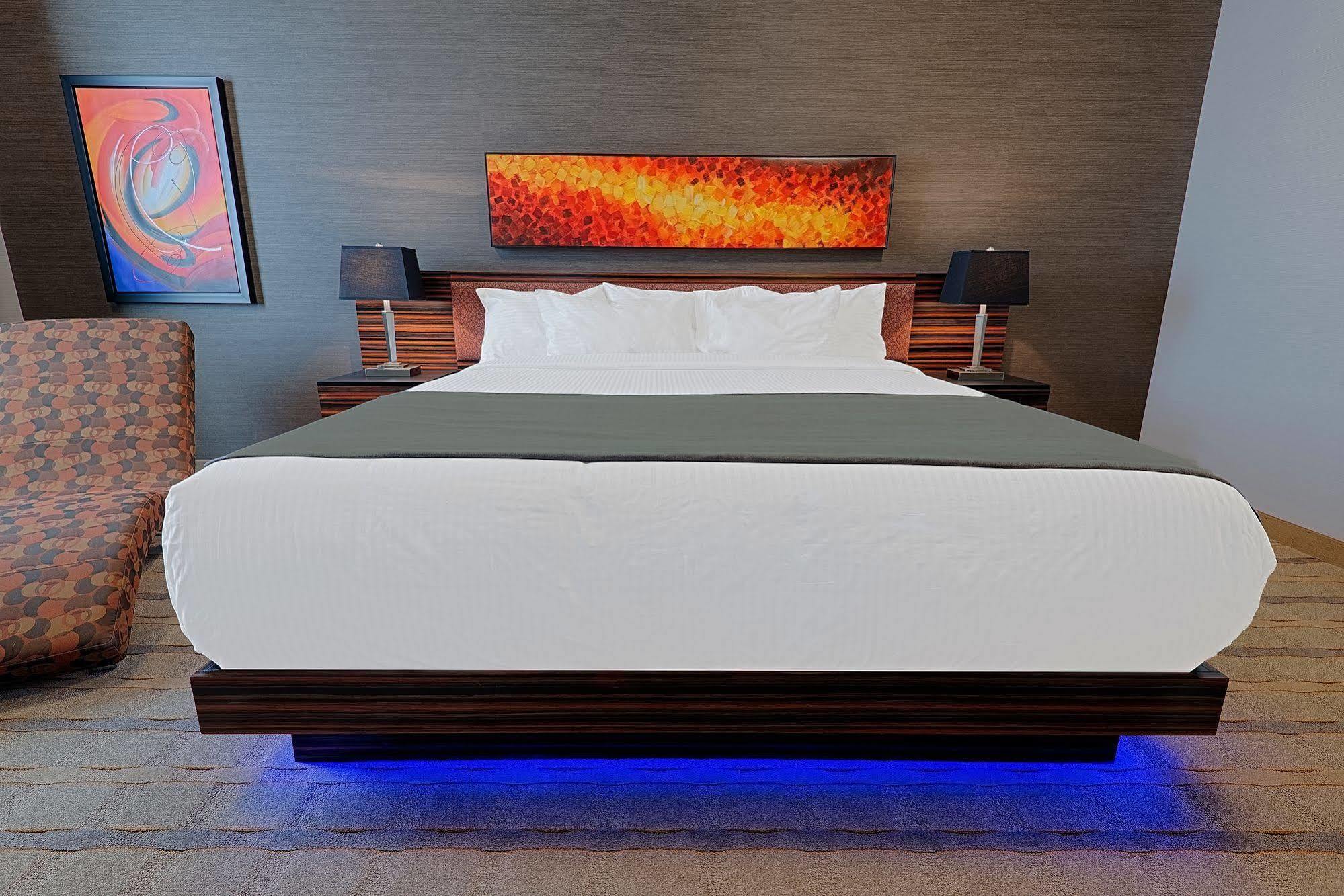 Clique Airport 4* Calgary
